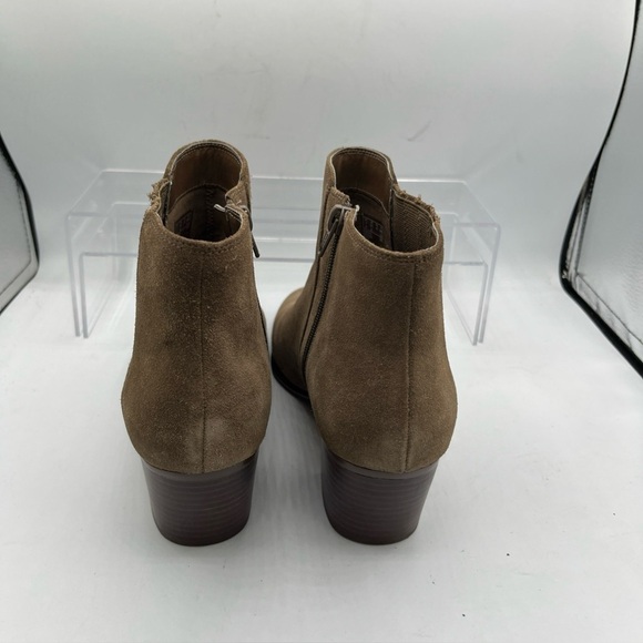 Clarks Women's Size 9.5 M Maypearl Tulsa Side Zip Olive Suede Ankle Boot Boho - Picture 5 of 10